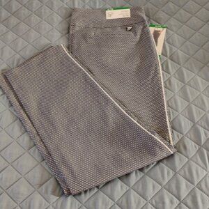 S.C. Golf Women’s Pull-on Golf Pant with Side Piping Tummy Slimming Panel